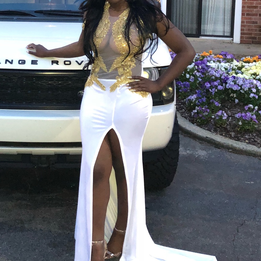 CUSTOM PROM DRESS